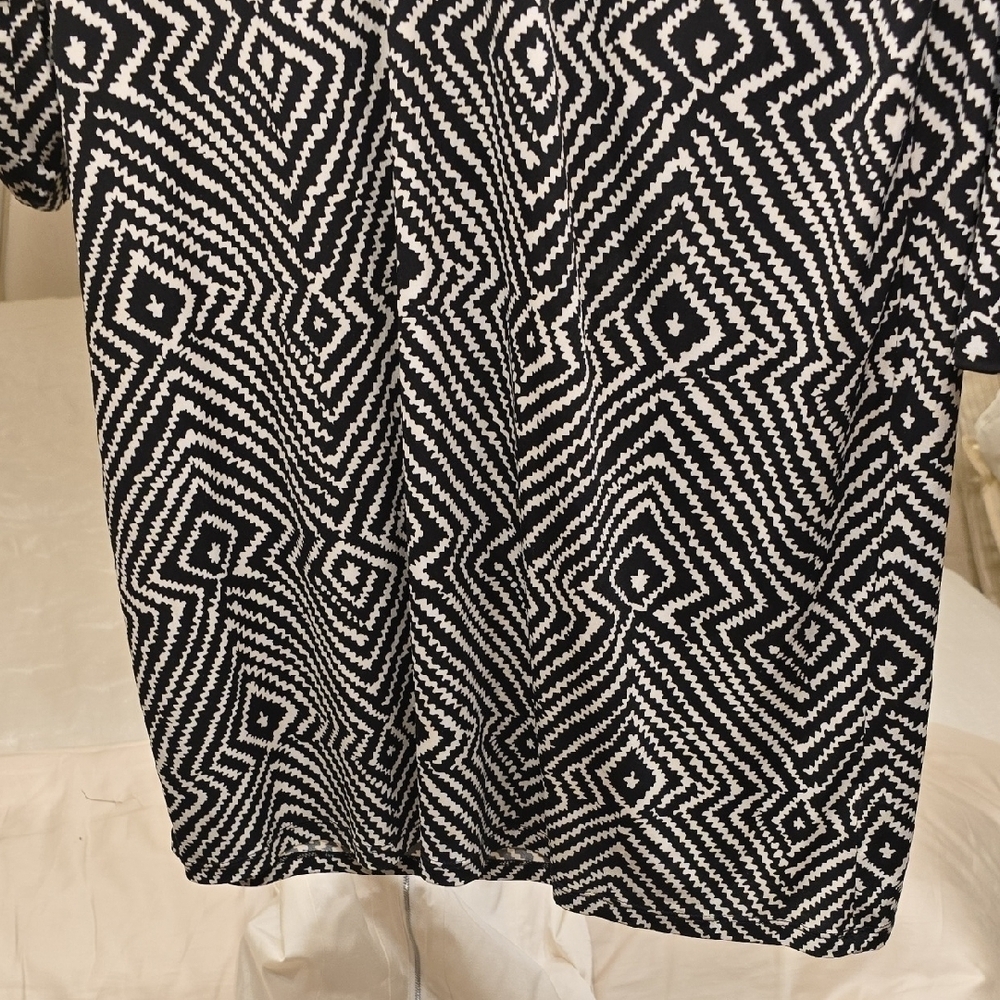 Michael Kors Monochrome Patterned Midi Dress Size 1X - Picture 6 of 15